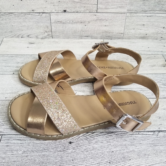 Tucker+Tate Arya Cross Strap Rose Gold 11M Glitter Faux Leather Open Toe… - Picture 3 of 8